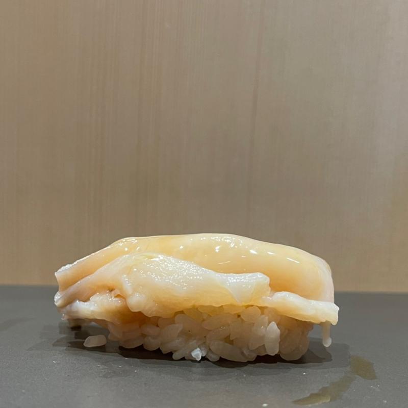 ほっき貝(立ち食い鮨 鈴な凛)