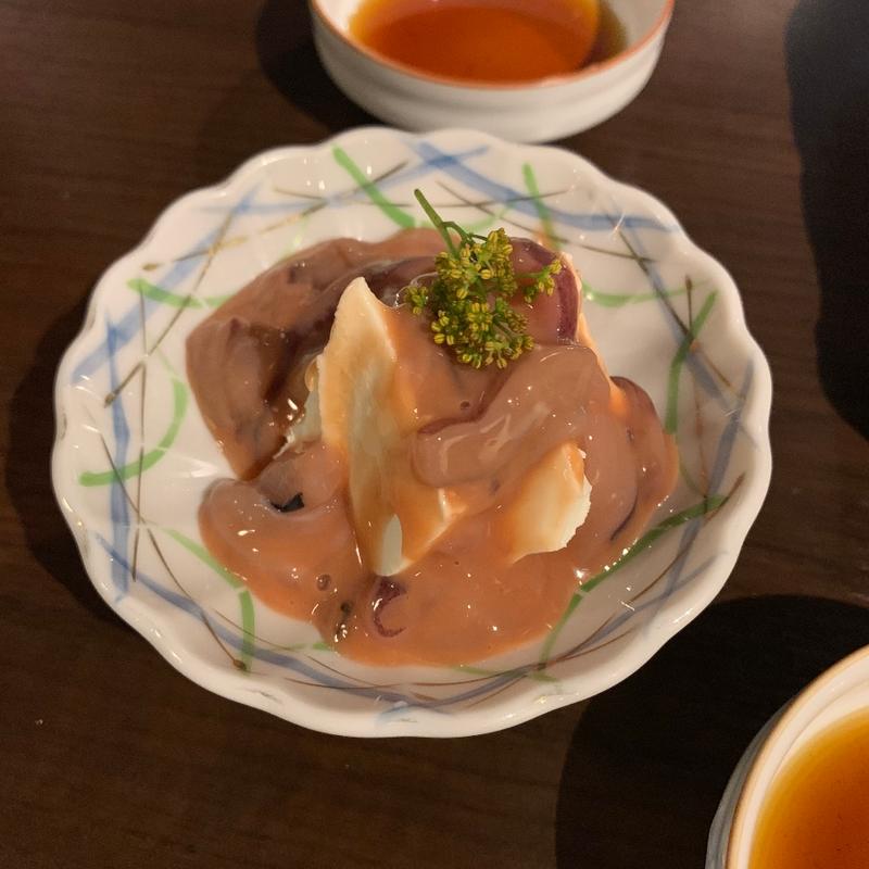 烏賊塩辛とクリームチーズ(海鮮食堂『en』)