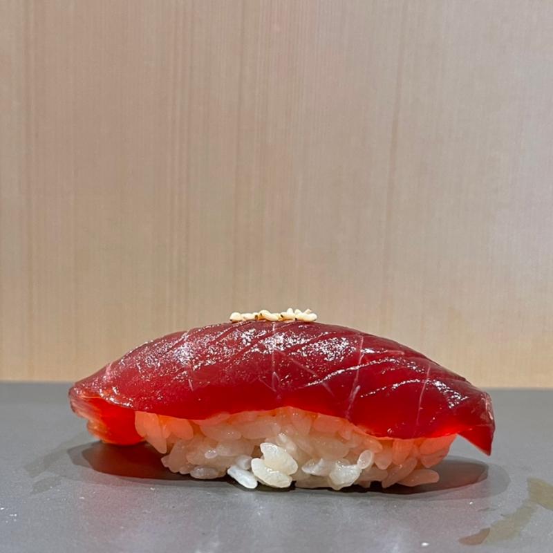 漬けまぐろ(立ち食い鮨 鈴な凛)