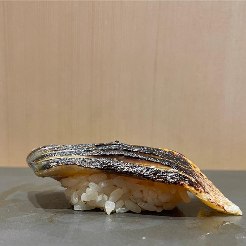 炙り漬け〆サバ(立ち食い鮨 鈴な凛)