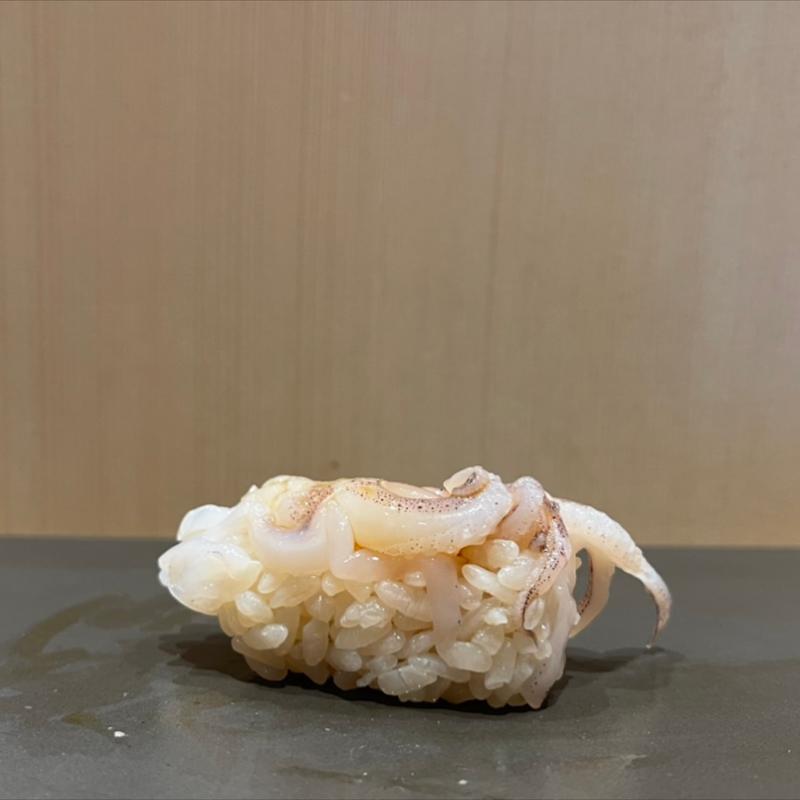 生ゲソ(立ち食い鮨 鈴な凛)