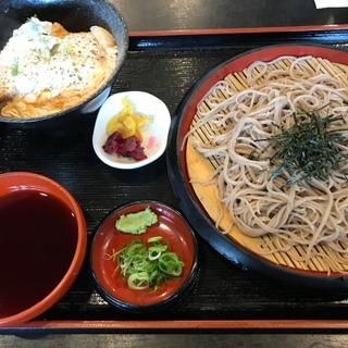 ミニヒレカツ丼麺セット
