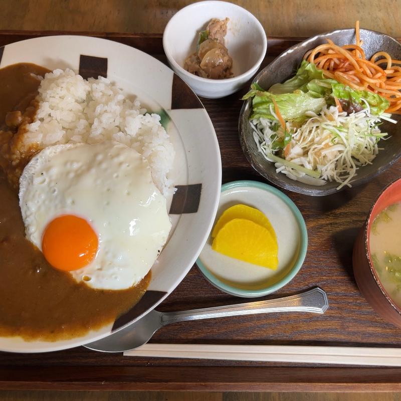 牛すじカレー定食(鉄板居酒屋 一福 ひとふく)