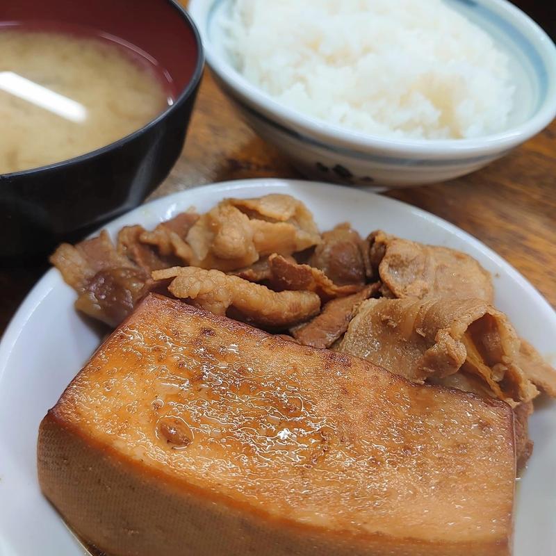 肉豆腐 ライス みそ汁(こづち)