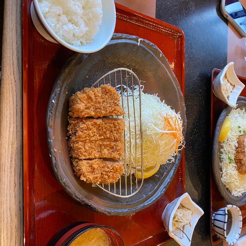 特選ロースかつ定食(かつ榮)