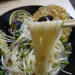 芽かぶぶっかけ(手打ちうどん 紅屋)