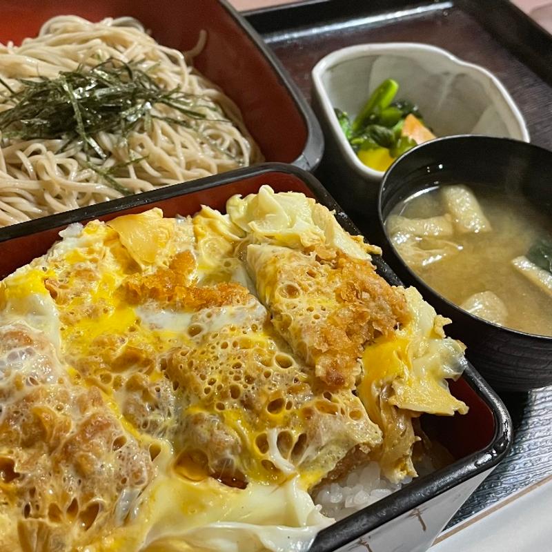 カツ重・十割蕎麦セット(とんかつ和幸)