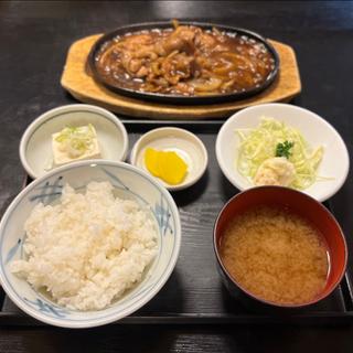 焼肉定食(三松会館)