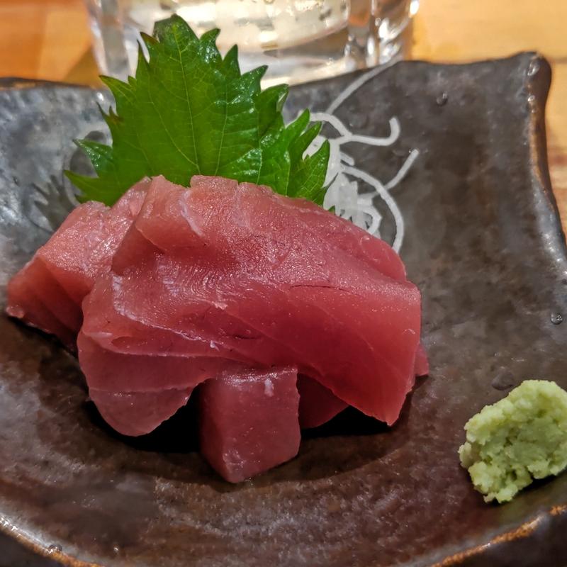 赤身(魚と酒はなたれ 野毛一番街店)