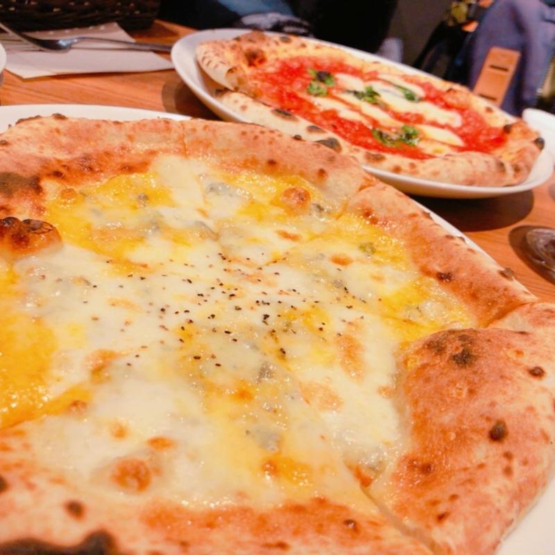 クアトロフォルマッジ(ピッツェリア バール レ・ナポリ（PIZZARIA BAR LeNAPOLI) 京都錦)