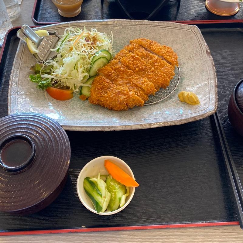 ロースとんかつ定食(海鮮処 しおかぜ （かいせんどころ しおかぜ）)
