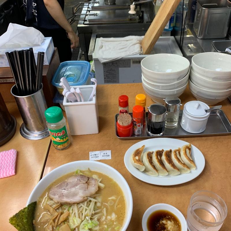 みそ(北海道ラーメン 赤レンガ)