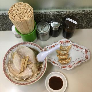 叉焼麺(朱華園 （しゅうかえん）)