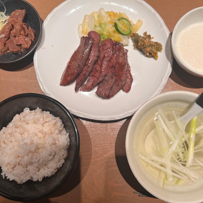 牛たん定食(牛たん若 泉店)