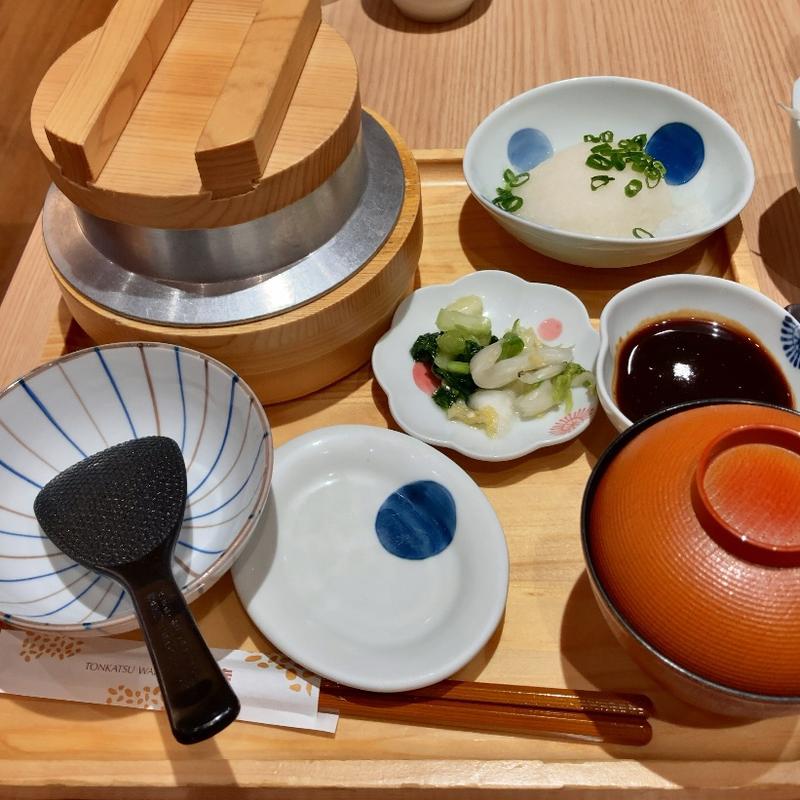 リブロースかつ定食(和幸 アクロスプラザ若葉台店)