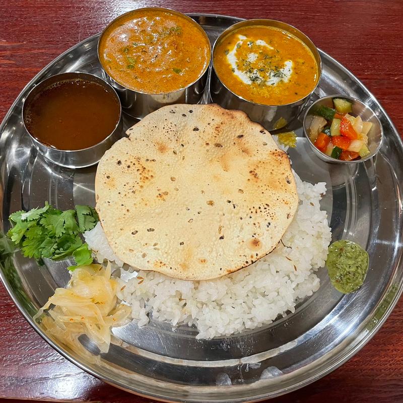 (カフェ&バー 大丈夫 )