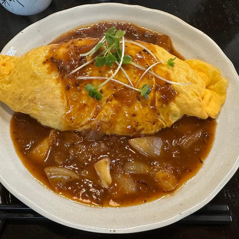 ハヤシオムライス(ビコーズ （BECAUSE）)