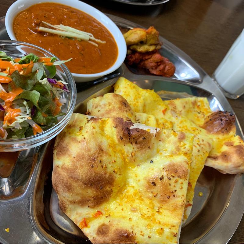 ガーリックナンセット(ナマステダイニング)