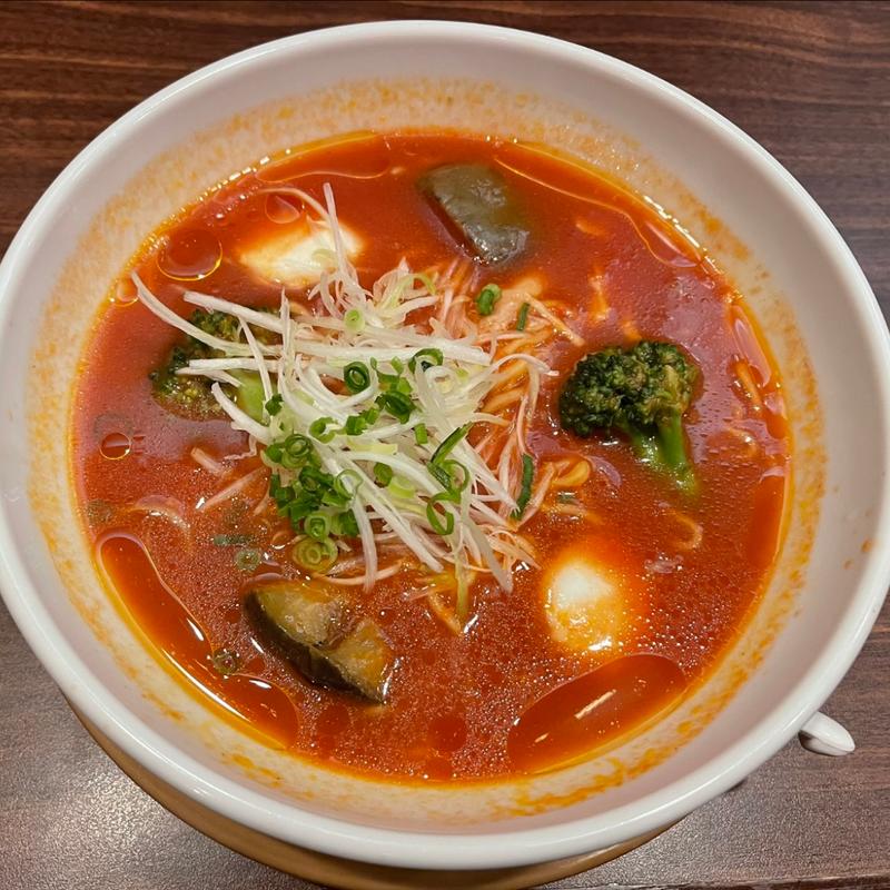 野菜の恵み！トマトラーメン(ジョナサン 月島店)