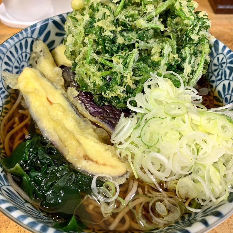 なす天そば 春菊天(立喰いそば・うどん マキオカ)