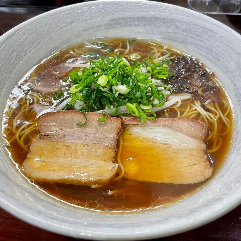 醤油ラーメン(一白 )