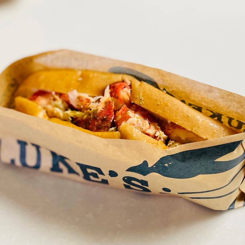 ロブスターロール　LIGHT(ルークス ロブスター 新宿サザンテラス店)