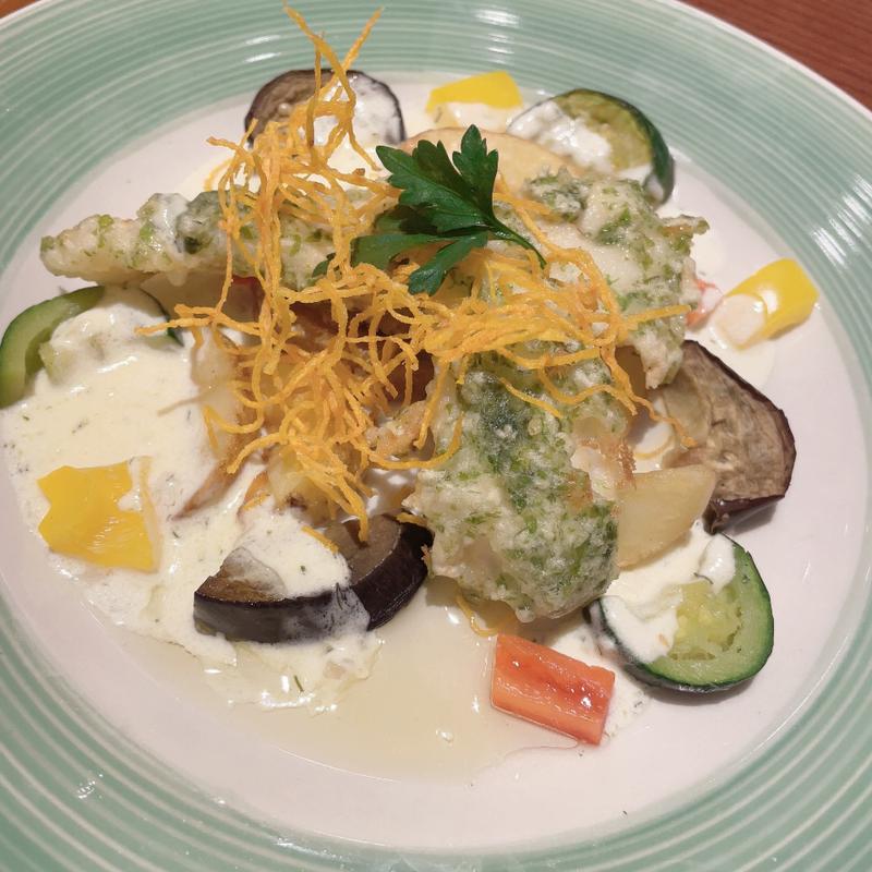 白身魚のフリッターパン食べ放題(pia Sapido堺鉄砲町店)