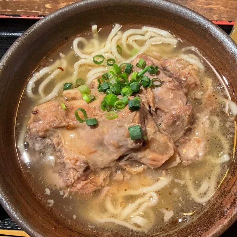 ソーキそば(もいわ太陽食堂 （もいわたいようしょくどう）)