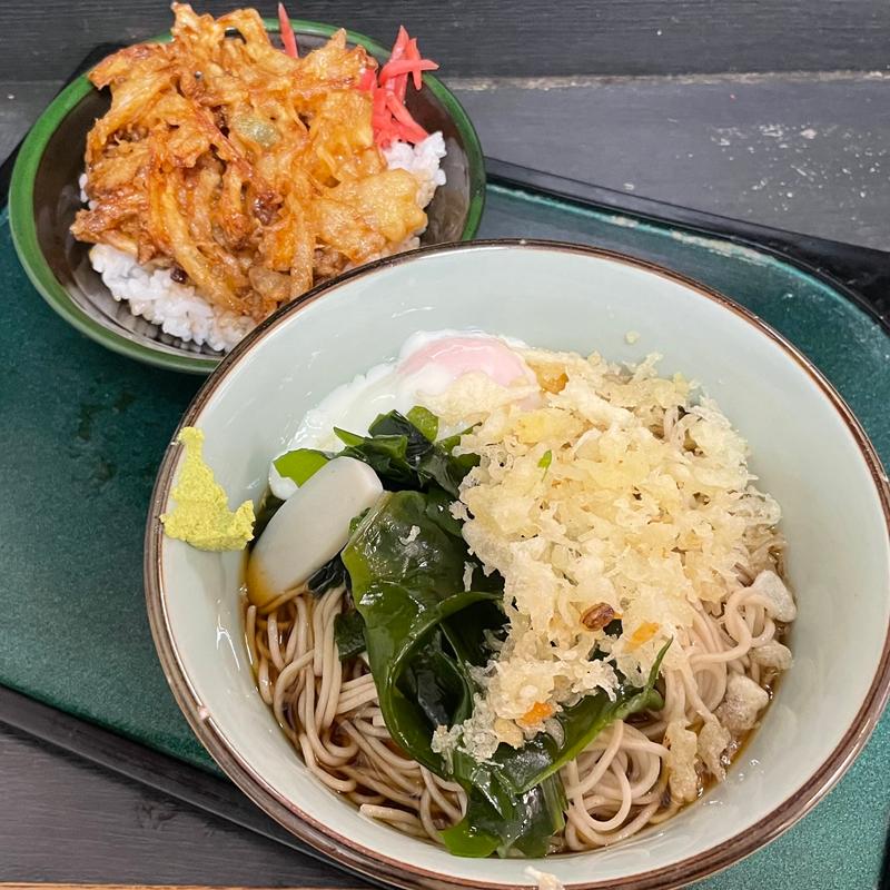 サービス定食（温玉たぬきそば+ミニ天丼）(文殊 両国駅前店 )