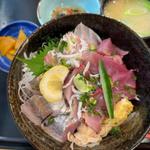 海鮮丼(マルミヤ酒場)