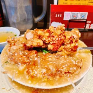 鶏唐ニンニク塩ダレ飯(麺飯店 俵飯)