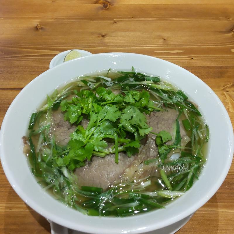 フォーナム(生麺フォー専門店 Pho An新宿本店)