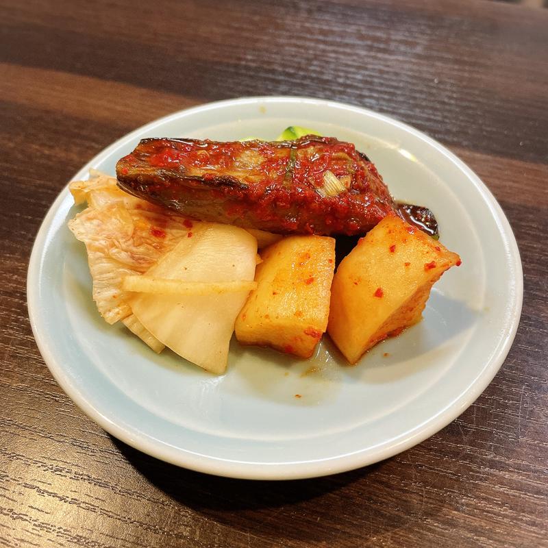 キムチ盛合せ(赤坂らいもん)