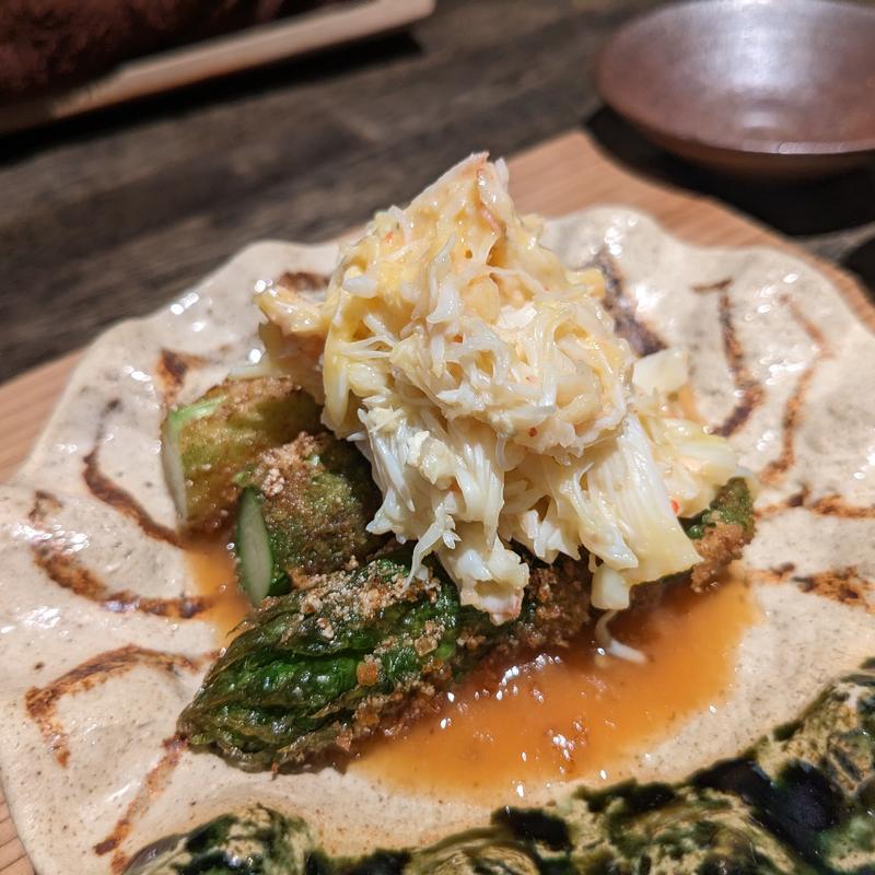 アスパラ、稚内産毛ガニ黄身酢がけ(松陰鶴水)