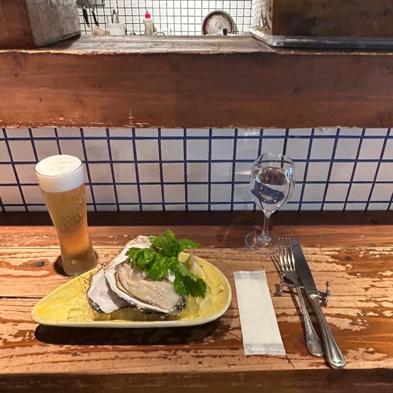 岩手県広田湾の生牡蠣(トラットリア 築地 パラディーゾ！)