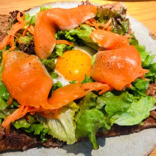 サーモンのガレット(プレイン)