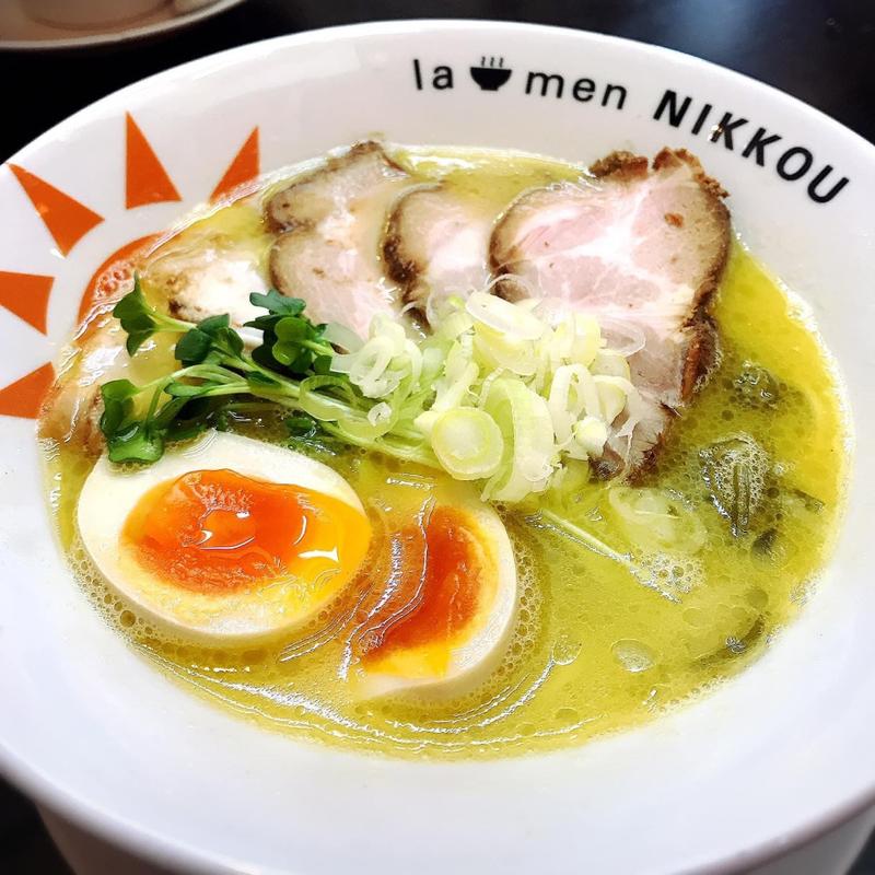 鶏白湯 塩 スペシャルトッピング(ラーメン にっこう)