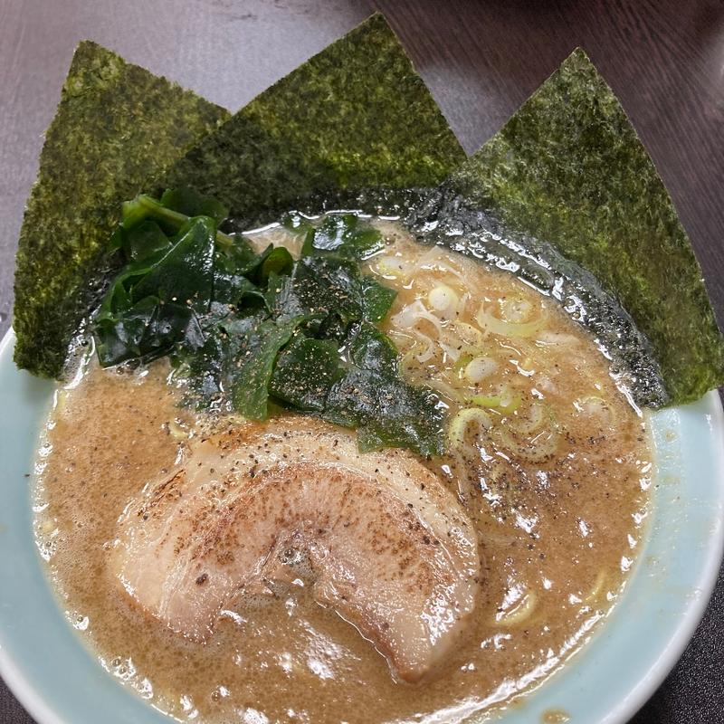 醤油豚骨ラーメン(松平 六浦店)