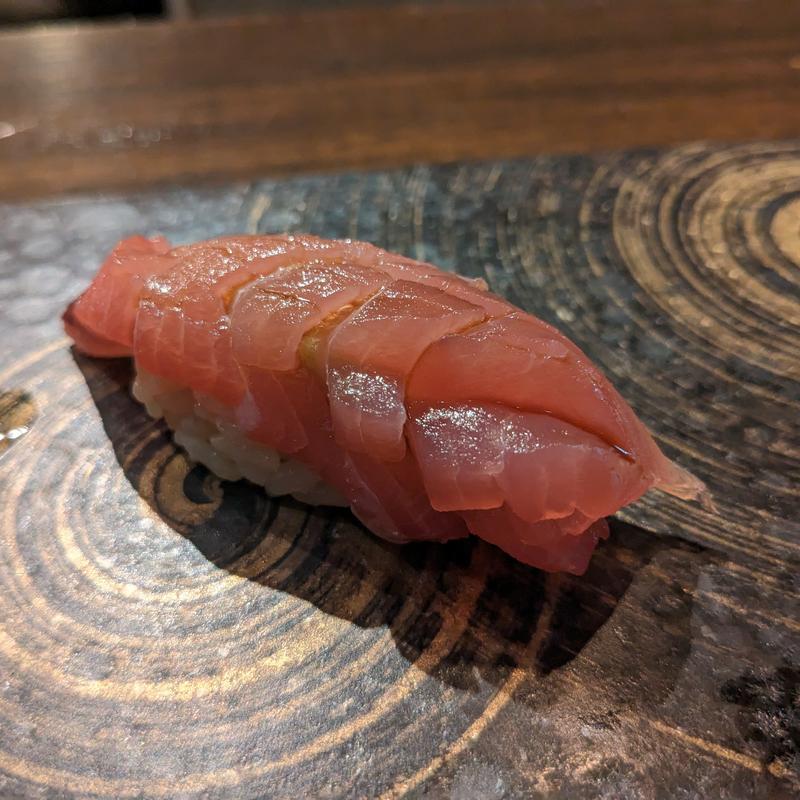 ブリ(おまかせ寿司 すしのすけ)