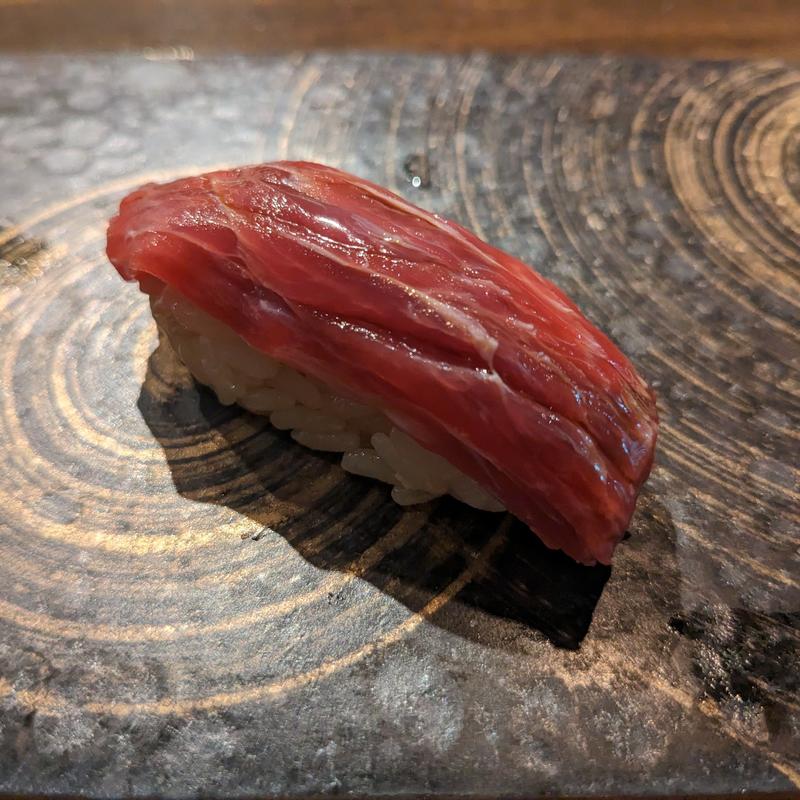 マグロホホ肉(おまかせ寿司 すしのすけ)