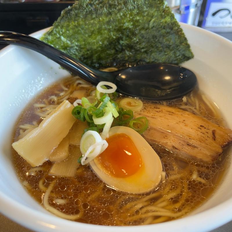 淡麗醤油らーめん(つけ麺　白虎 )