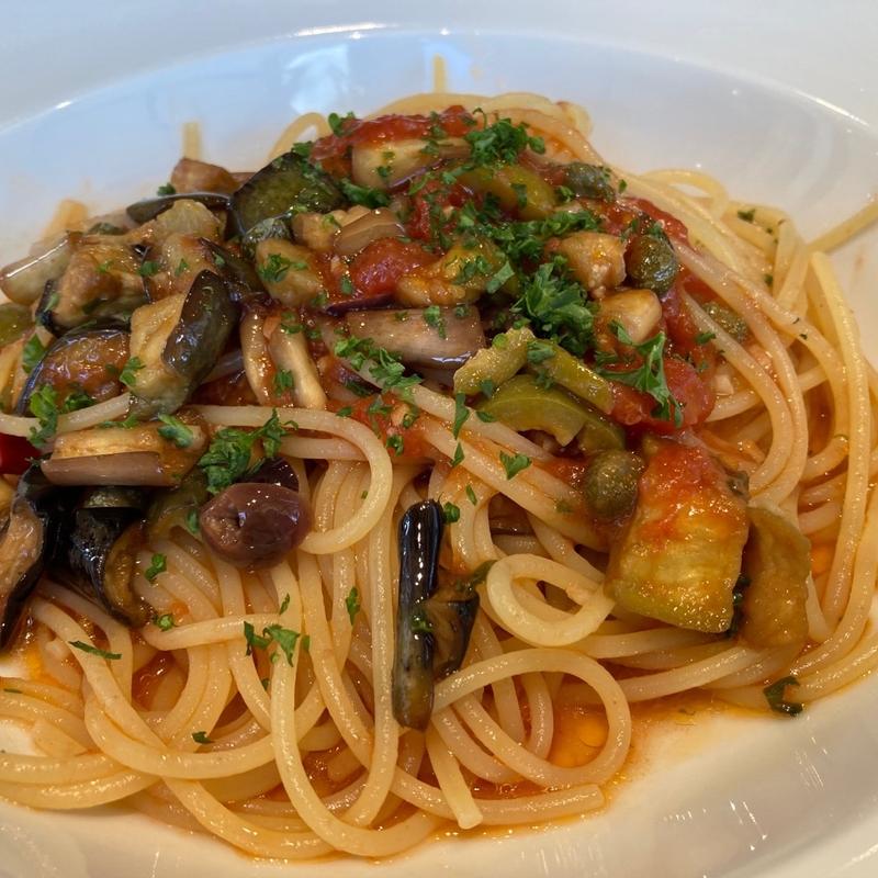 自家製パンチェッタとナスのトマトソーダパスタ(カゴメ野菜生活ファーム富士見)