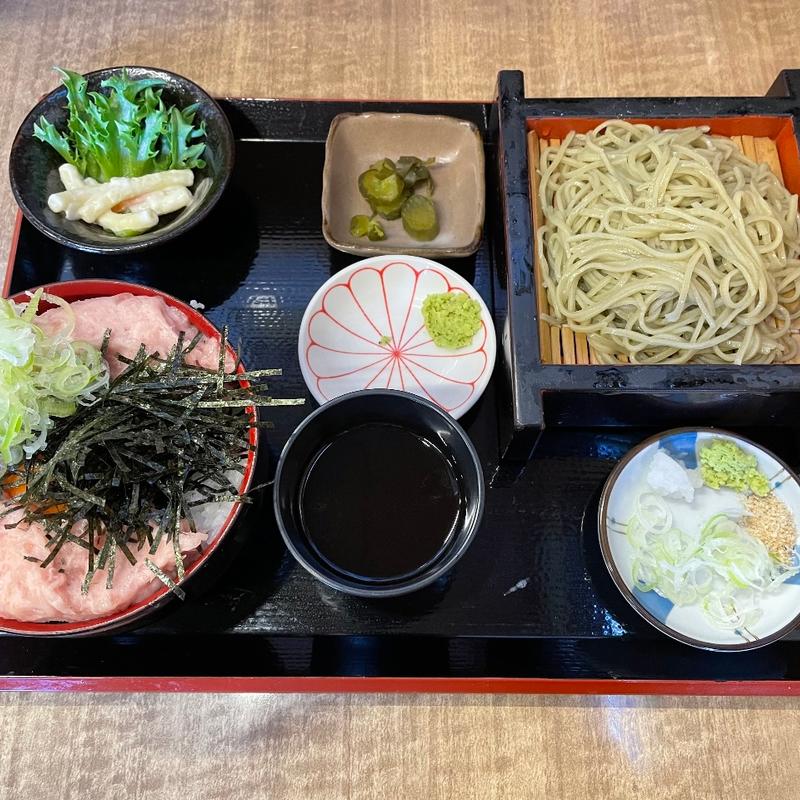 ネギトロ　ユッケ丼セット(名古屋 )