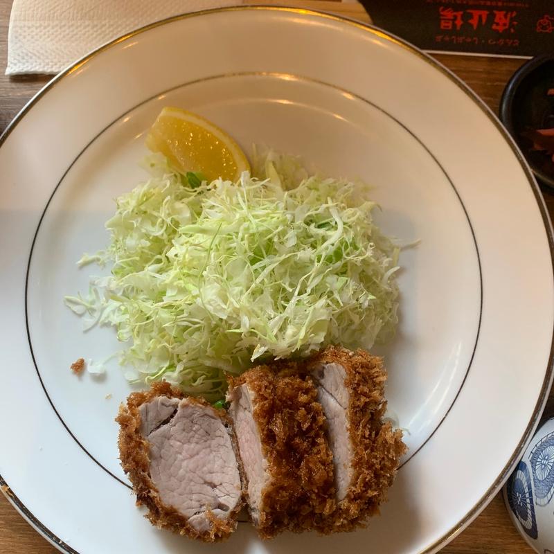 上ヒレとんかつ定食(波止場)