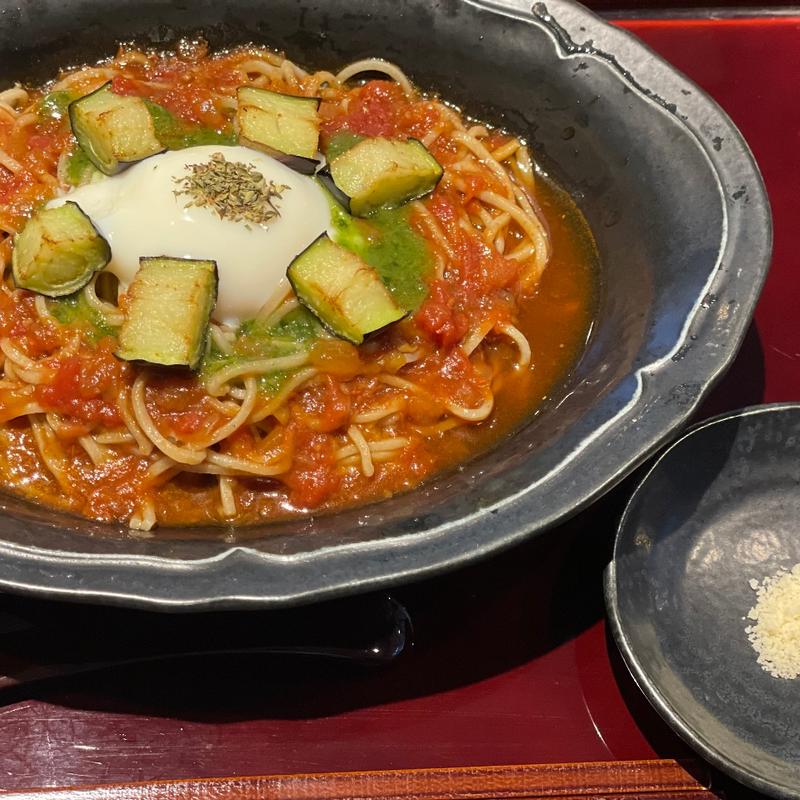 トマトそば(もち月)