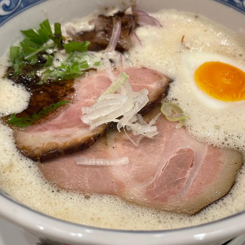 ポルチーニ泡鶏白湯　メシダイブ(鶏白湯そば 界〜kai〜)