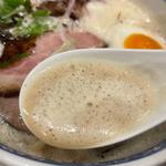 ポルチーニ泡鶏白湯　メシダイブ(鶏白湯そば 界〜kai〜)
