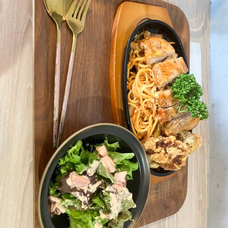 アンブレナポリタンと唐揚げのコンボ(Unbreakable（アンブレイカブル）)