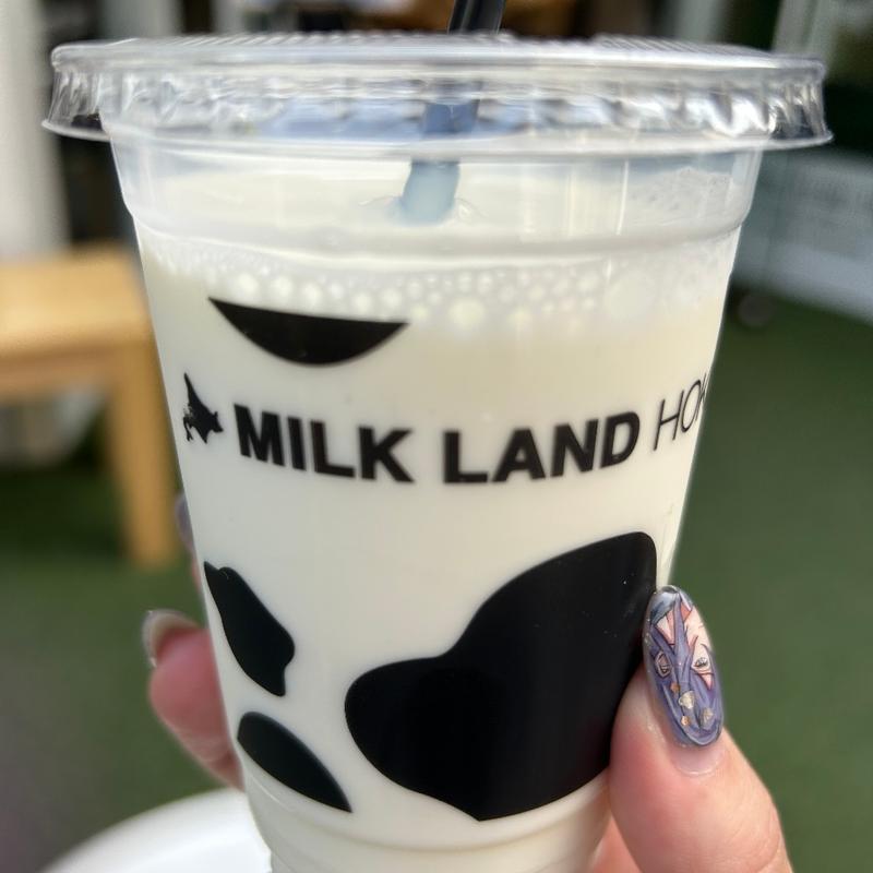 北海道ミルク(MILKLAND HOKKAIDO→TOKYO　ミルクランド北海道)