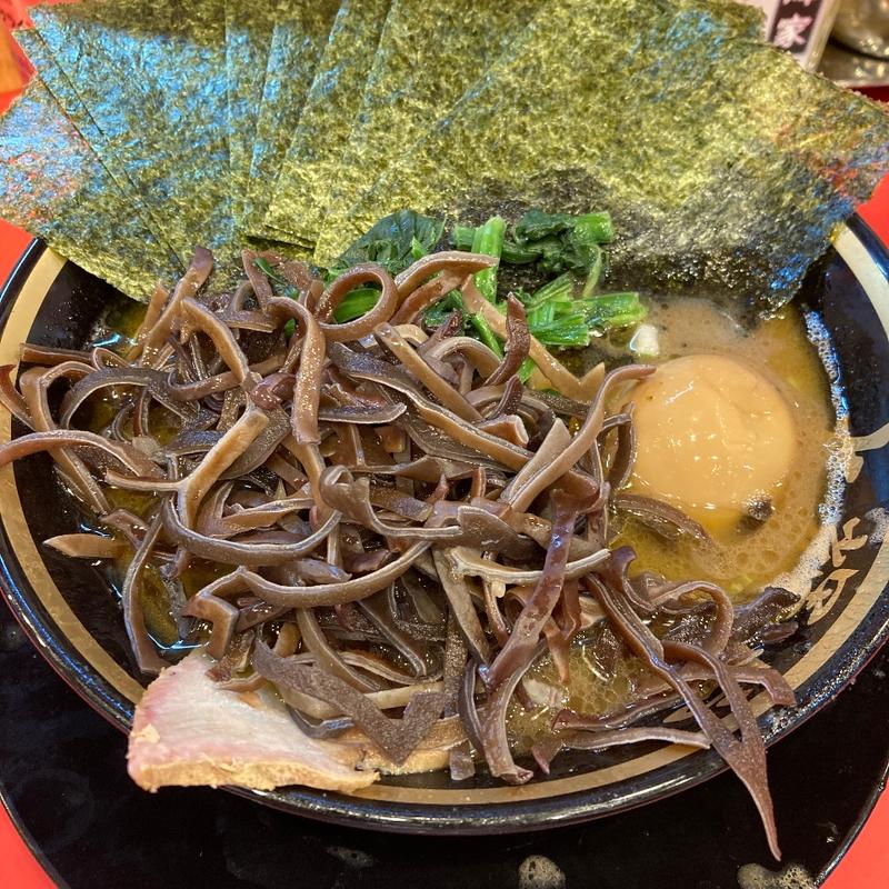 のり玉ラーメン（並）(家系ラーメン大輝家 日吉店)